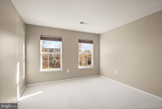 828 ANTHONY CT SE, Leesburg, VA 20175