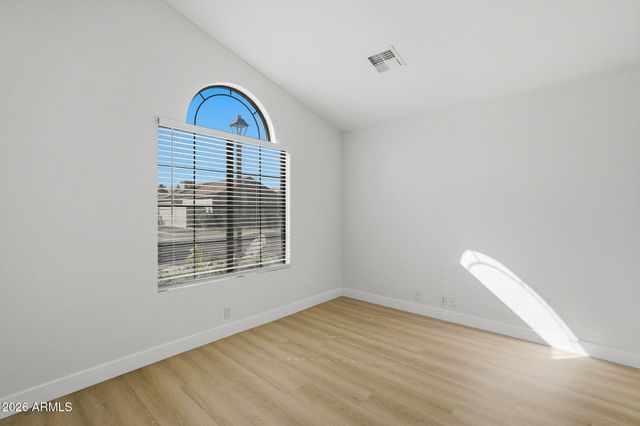 926 E HEARNE Way, Gilbert, AZ 85234