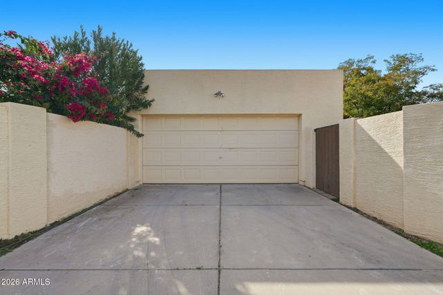 926 E HEARNE Way, Gilbert, AZ 85234