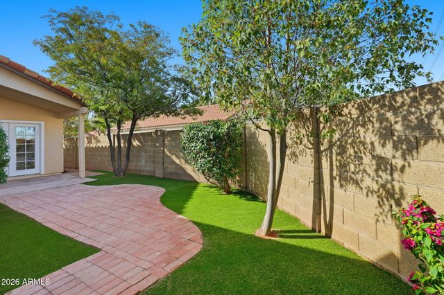 926 E HEARNE Way, Gilbert, AZ 85234