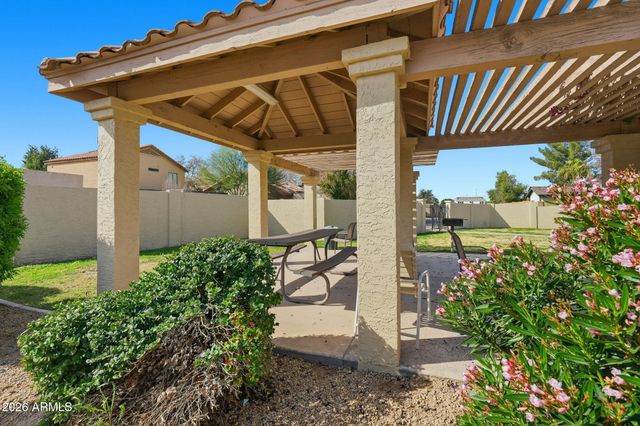 926 E HEARNE Way, Gilbert, AZ 85234