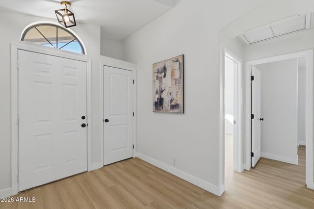 926 E HEARNE Way, Gilbert, AZ 85234