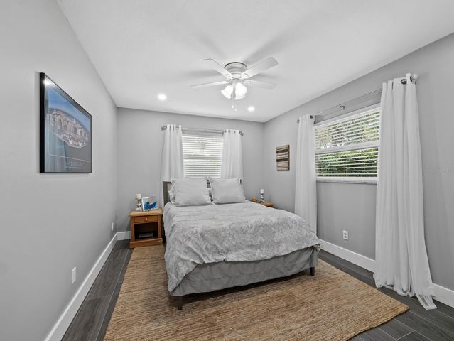 2426 RIVER RIDGE DRIVE, Sarasota, FL 34239