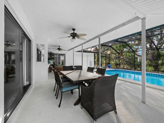 2426 RIVER RIDGE DRIVE, Sarasota, FL 34239