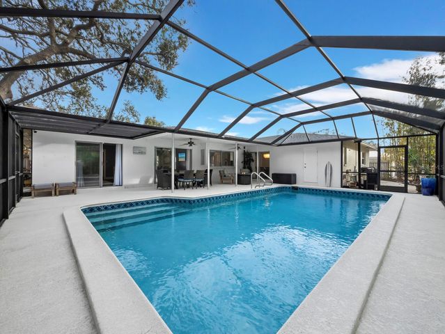 2426 RIVER RIDGE DRIVE, Sarasota, FL 34239