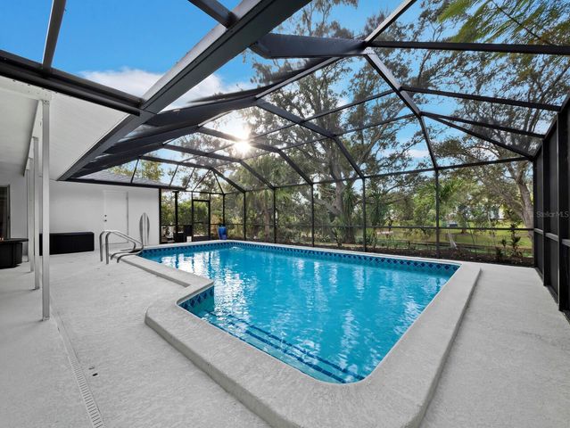 2426 RIVER RIDGE DRIVE, Sarasota, FL 34239