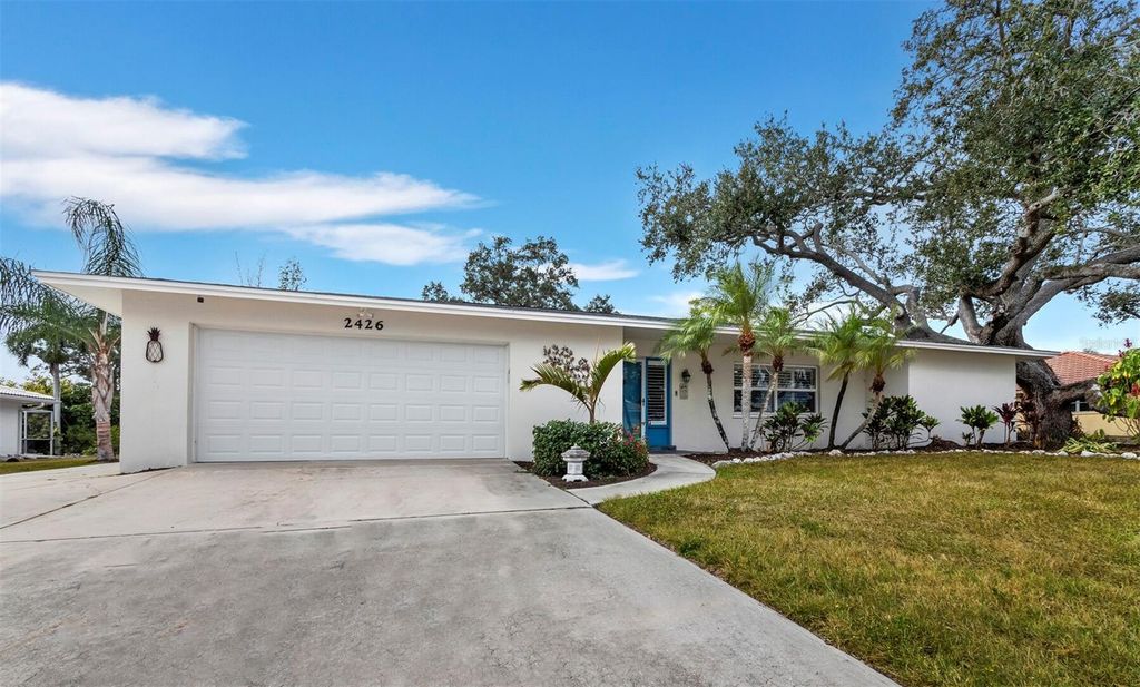 2426 RIVER RIDGE DRIVE, Sarasota, FL 34239