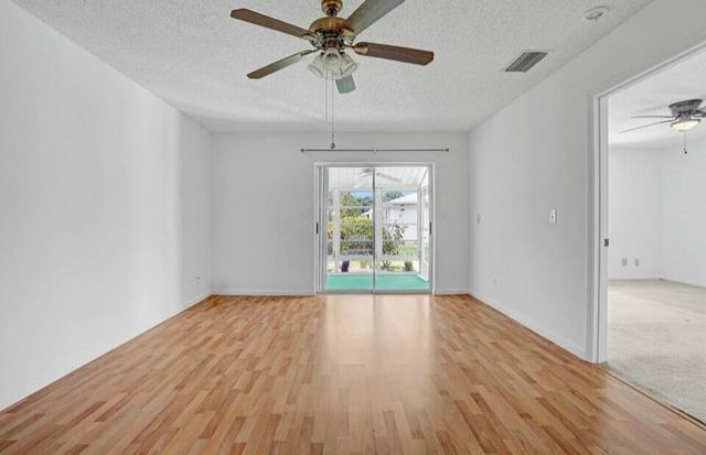 524 Ponderosa Drive 33e, Fort Pierce, FL 34982