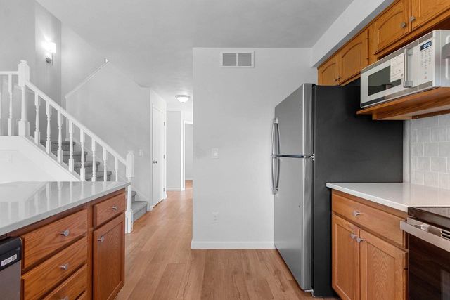 1091 STILLMEADOW LANE, Menasha, WI 54952