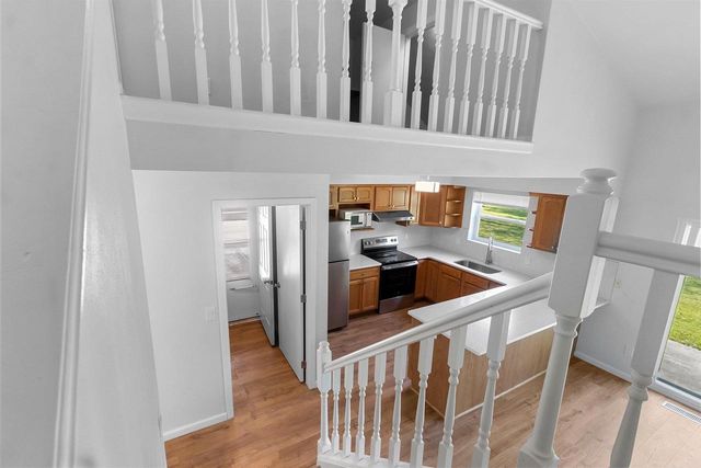 1091 STILLMEADOW LANE, Menasha, WI 54952
