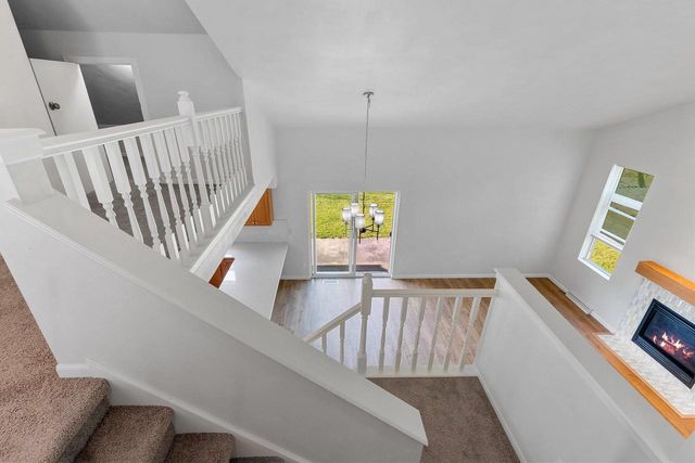 1091 STILLMEADOW LANE, Menasha, WI 54952