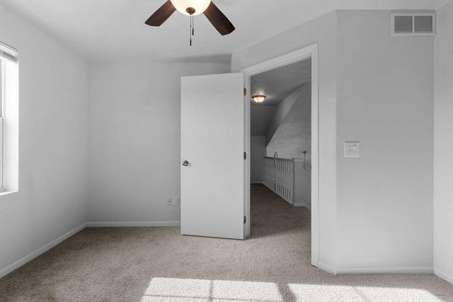 1091 STILLMEADOW LANE, Menasha, WI 54952
