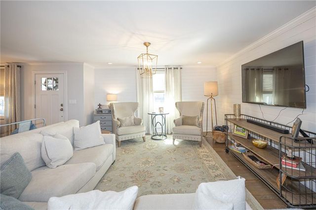 1585 MERCER Avenue, College Park, GA 30337