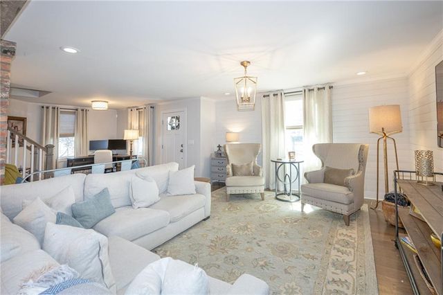 1585 MERCER Avenue, College Park, GA 30337