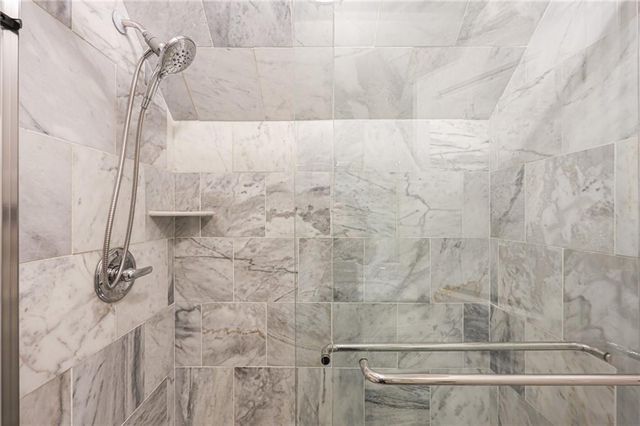 1585 MERCER Avenue, College Park, GA 30337