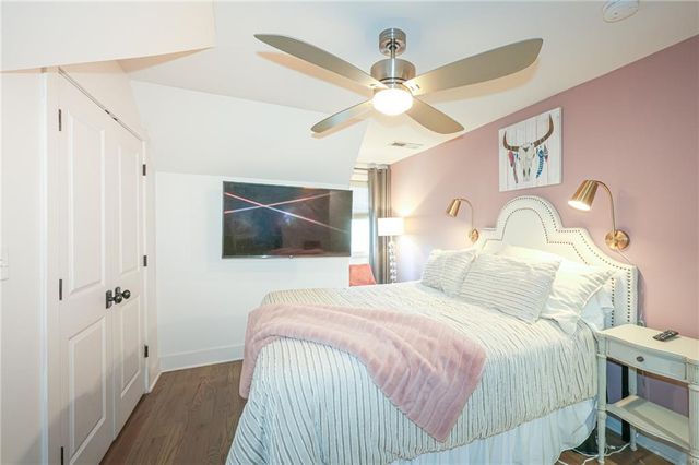 1585 MERCER Avenue, College Park, GA 30337