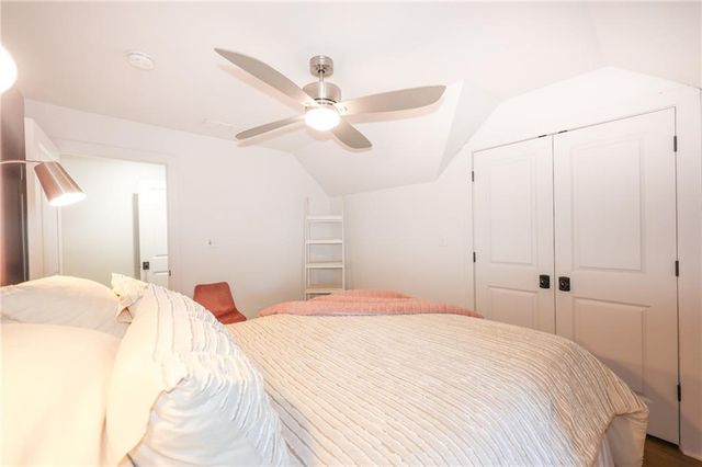 1585 MERCER Avenue, College Park, GA 30337