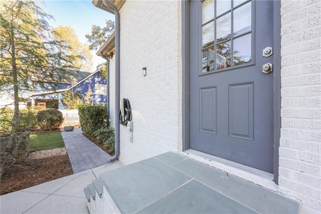 1585 MERCER Avenue, College Park, GA 30337