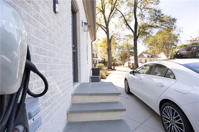 1585 MERCER Avenue, College Park, GA 30337