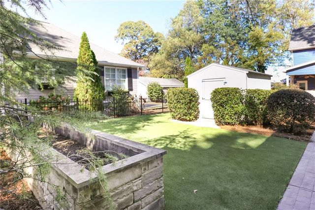 1585 MERCER Avenue, College Park, GA 30337