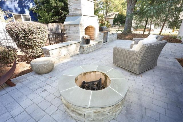 1585 MERCER Avenue, College Park, GA 30337