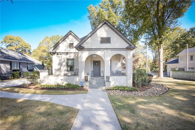 1585 MERCER Avenue, College Park, GA 30337