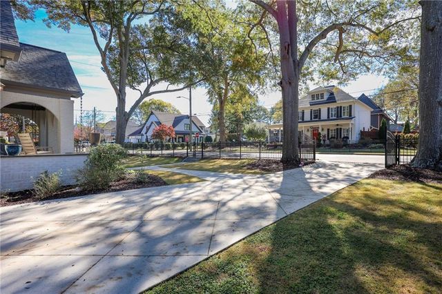 1585 MERCER Avenue, College Park, GA 30337