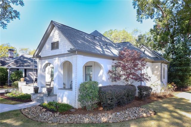 1585 MERCER Avenue, College Park, GA 30337