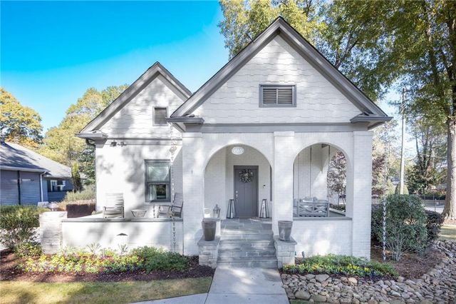 1585 MERCER Avenue, College Park, GA 30337