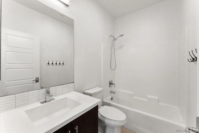 2188 Cosmo Way, San Marcos, CA 92078