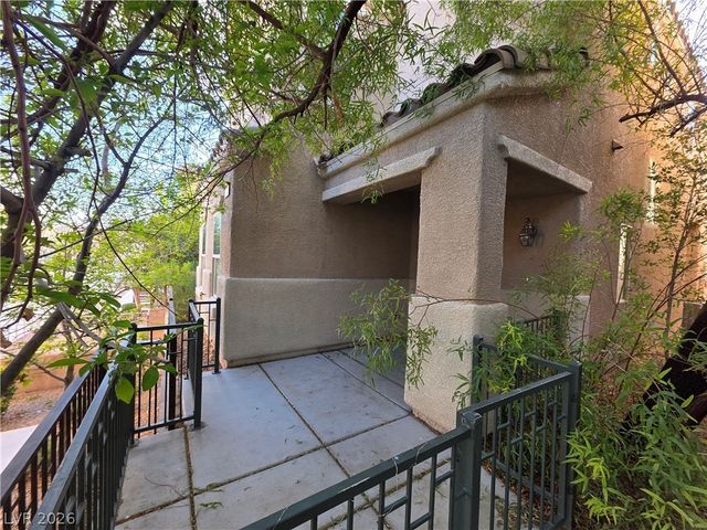 7720 Vibrant Thread, Las Vegas, NV 89149