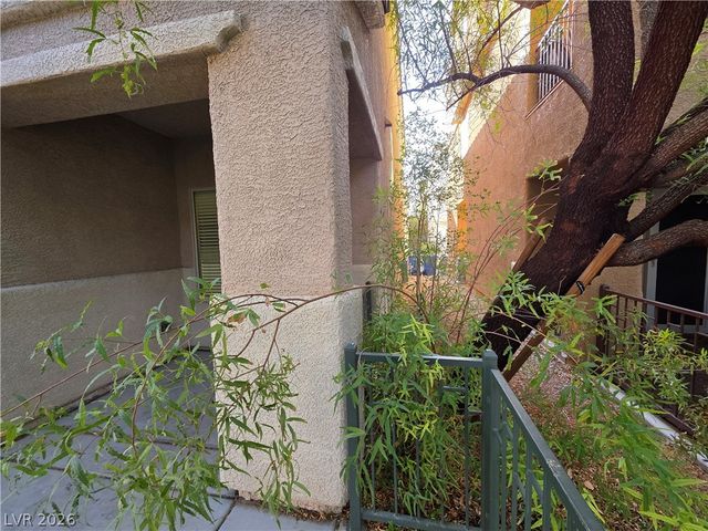 7720 Vibrant Thread, Las Vegas, NV 89149