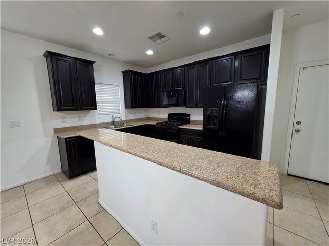 7720 Vibrant Thread, Las Vegas, NV 89149