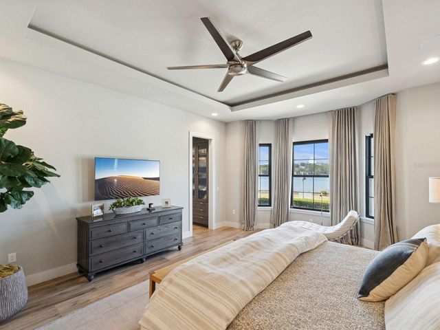 22151 LAKE SENECA ROAD, Eustis, FL 32736