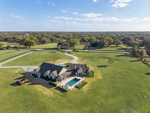 22151 LAKE SENECA ROAD, Eustis, FL 32736