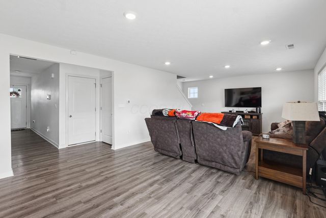 1510 Hansberry Drive, Lithopolis, OH 43136