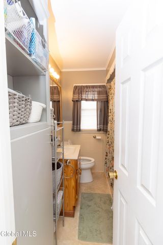 19 Willow Lane, Glenville, NY 12302