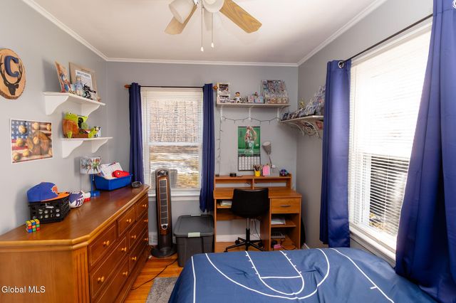 19 Willow Lane, Glenville, NY 12302