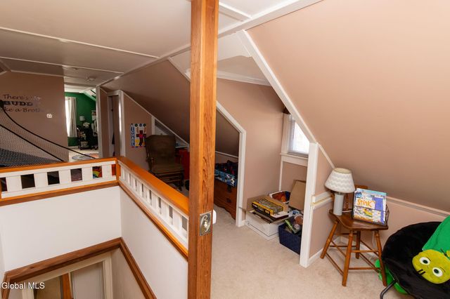 19 Willow Lane, Glenville, NY 12302