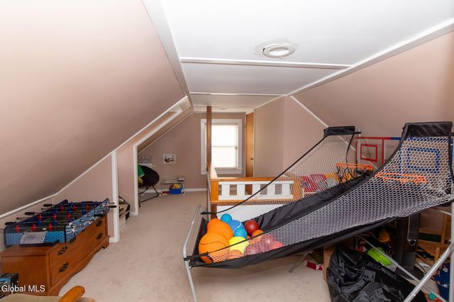 19 Willow Lane, Glenville, NY 12302