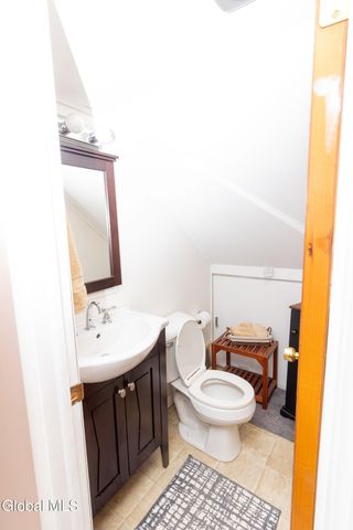 19 Willow Lane, Glenville, NY 12302