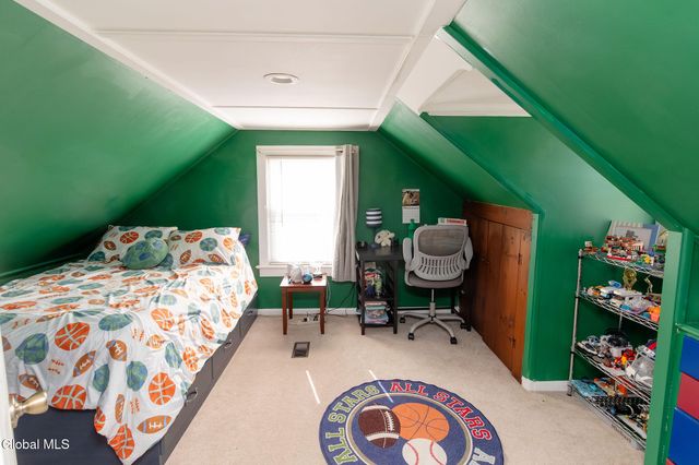 19 Willow Lane, Glenville, NY 12302