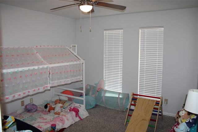 819 Walbrook Drive, Houston, TX 77062