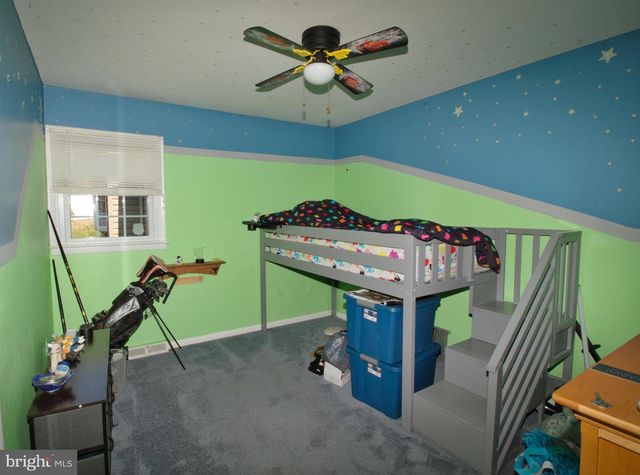 705 OVERLOOK DR, Warminster, PA 18974