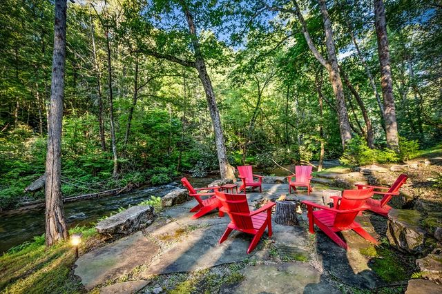 2695 Hwy 2, Blue Ridge, GA 30513