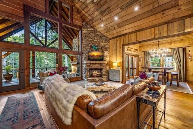 2695 Hwy 2, Blue Ridge, GA 30513