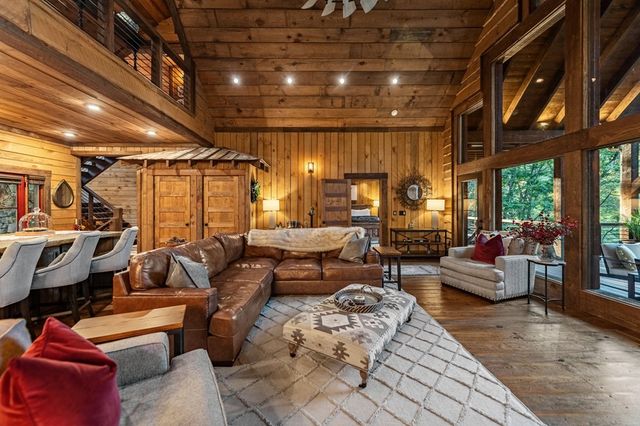 2695 Hwy 2, Blue Ridge, GA 30513