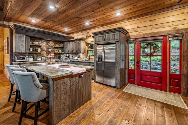 2695 Hwy 2, Blue Ridge, GA 30513