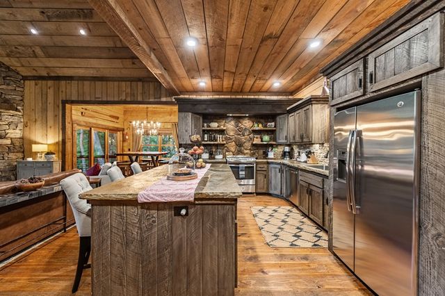 2695 Hwy 2, Blue Ridge, GA 30513