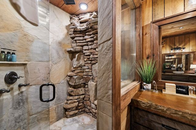 2695 Hwy 2, Blue Ridge, GA 30513